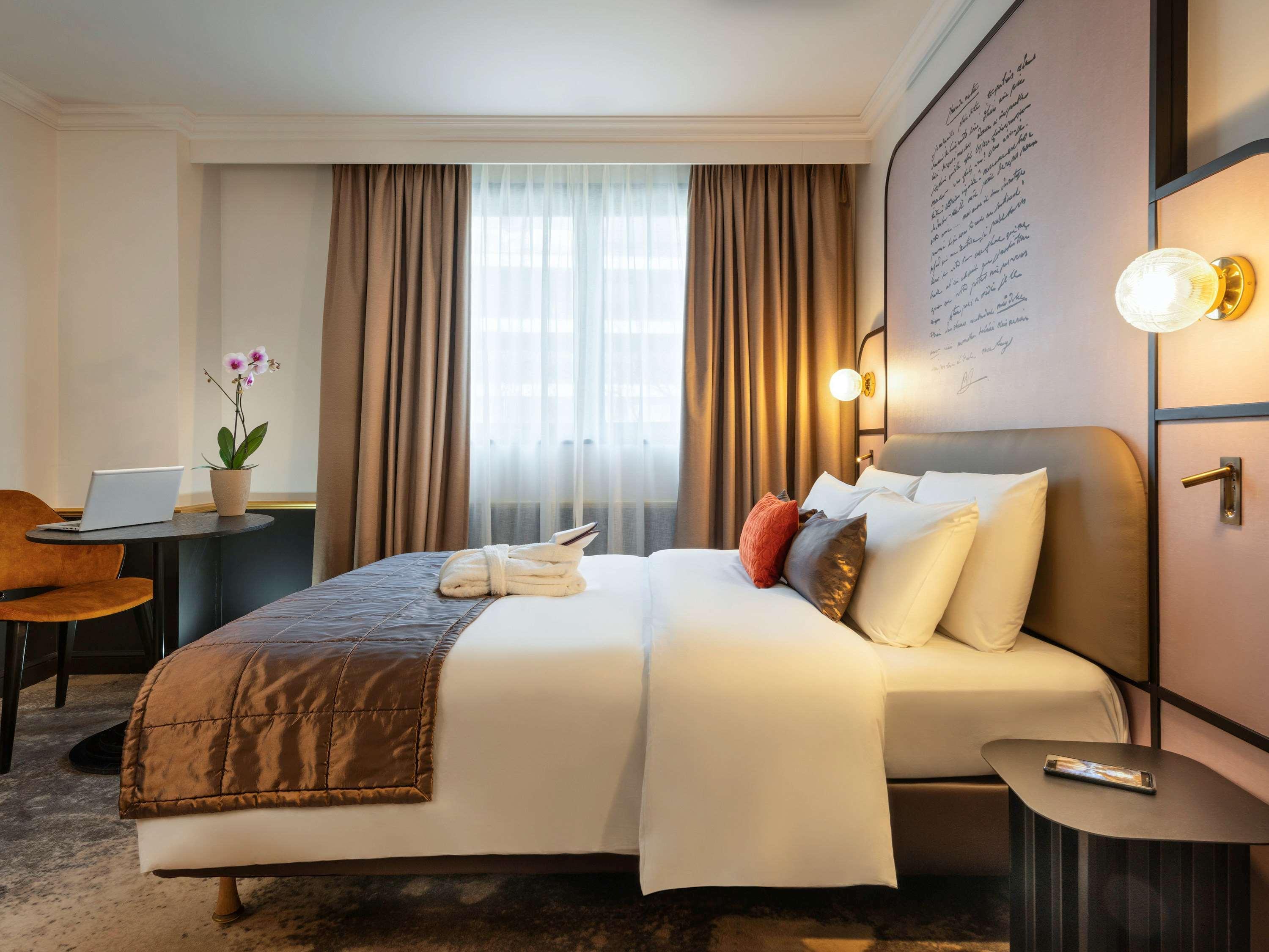 Mercure Paris Ouest Hotel