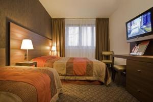 Hotel Mercure Paris Ouest 4*
