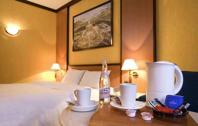 Mercure Paris Ouest